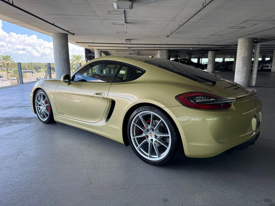 2015 Porsche 981 Cayman GTS - Image 18 of 31