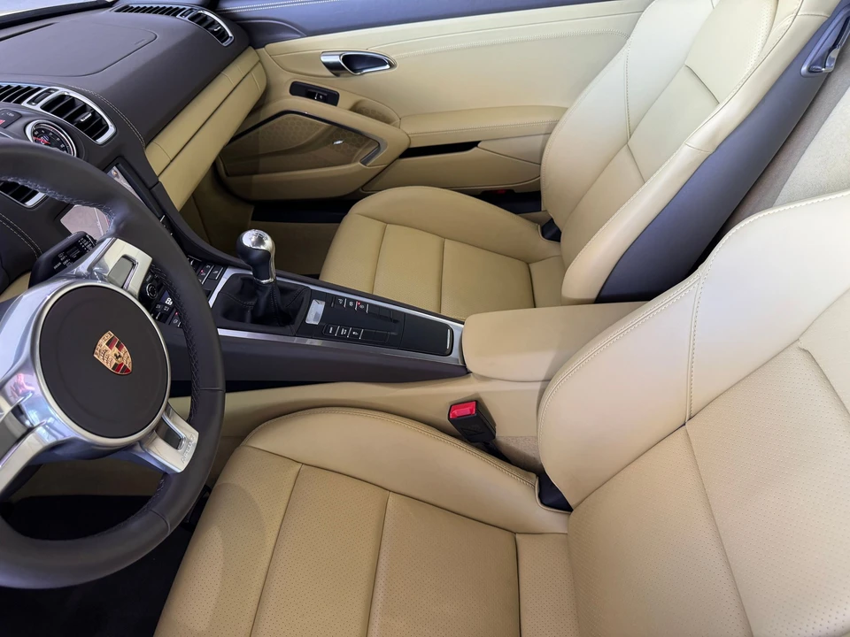 2015 Porsche 981 Cayman GTS - Image 26 of 31
