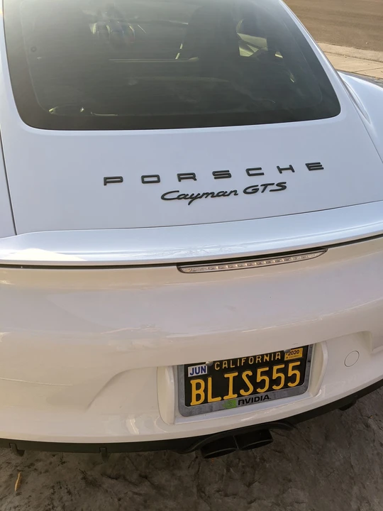 2015 Porsche 981 Cayman GTS - Image 8 of 10