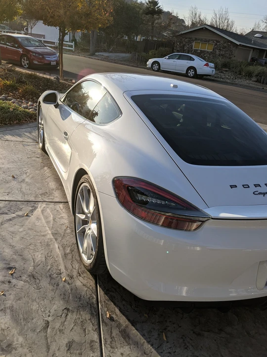 2015 Porsche 981 Cayman GTS - Image 9 of 10