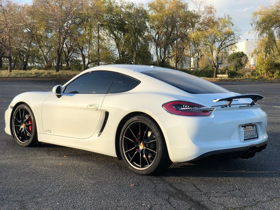 2015 Porsche 981 Cayman GTS - Image 5 of 27