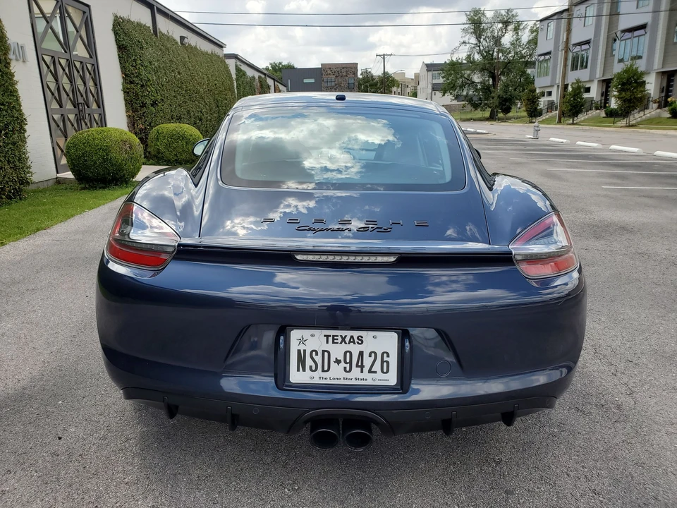 2015 Porsche 981 Cayman GTS - Image 8 of 20