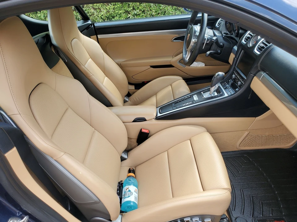 2015 Porsche 981 Cayman GTS - Image 11 of 20
