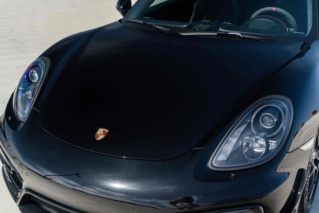 2015 Porsche 981 Cayman GTS - Image 2 of 31