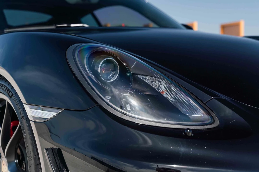 2015 Porsche 981 Cayman GTS - Image 4 of 31