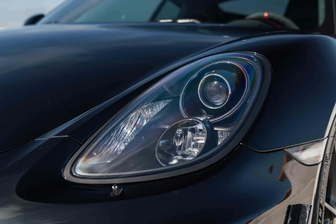 2015 Porsche 981 Cayman GTS - Image 5 of 31