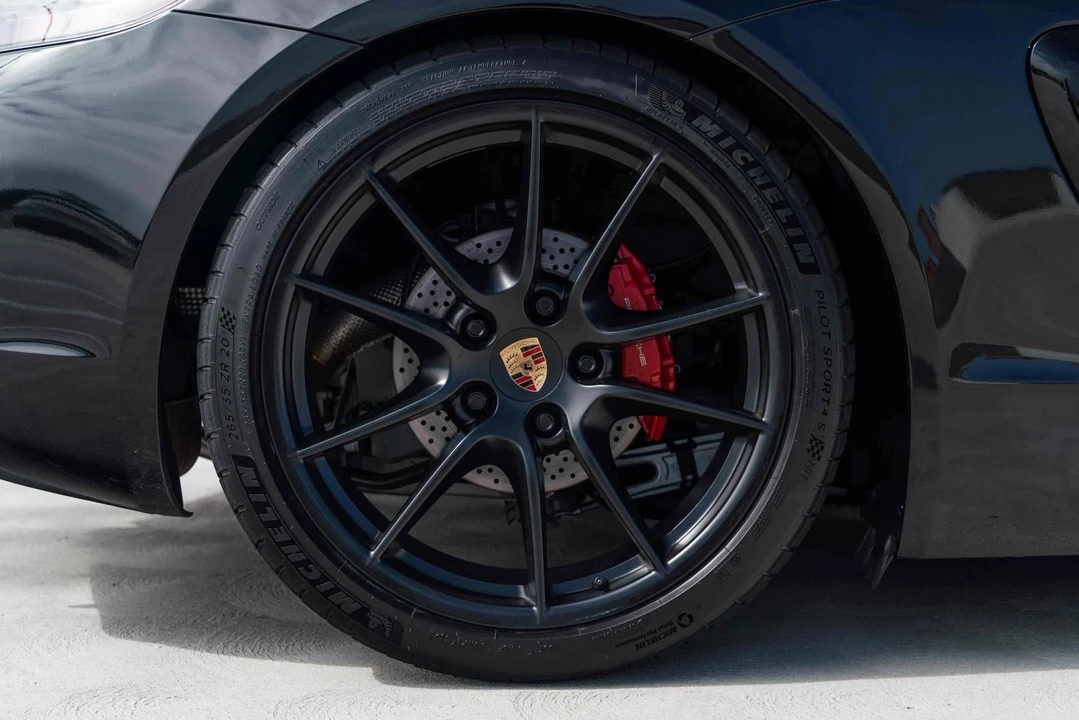 2015 Porsche 981 Cayman GTS - Image 19 of 31