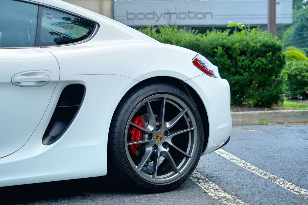 2015 Porsche 981 Cayman GTS - Image 4 of 21