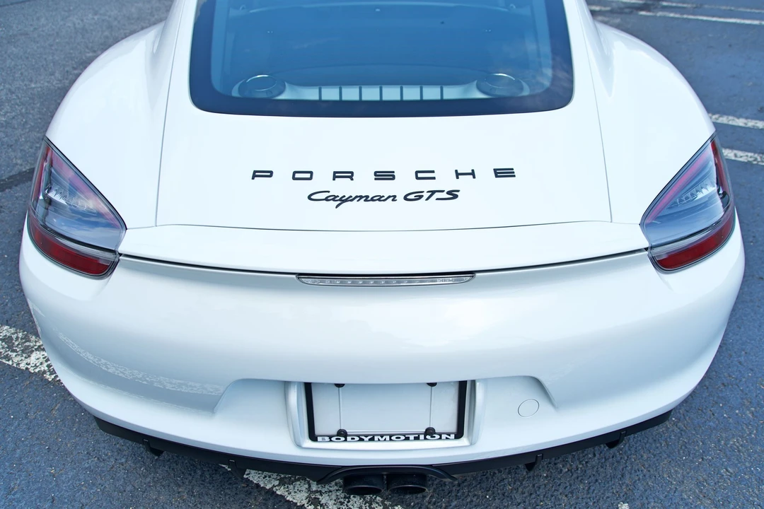 2015 Porsche 981 Cayman GTS - Image 9 of 21