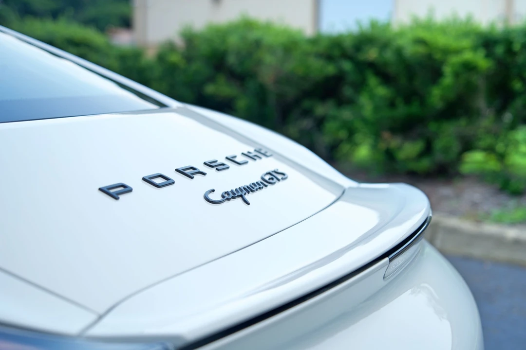 2015 Porsche 981 Cayman GTS - Image 10 of 21