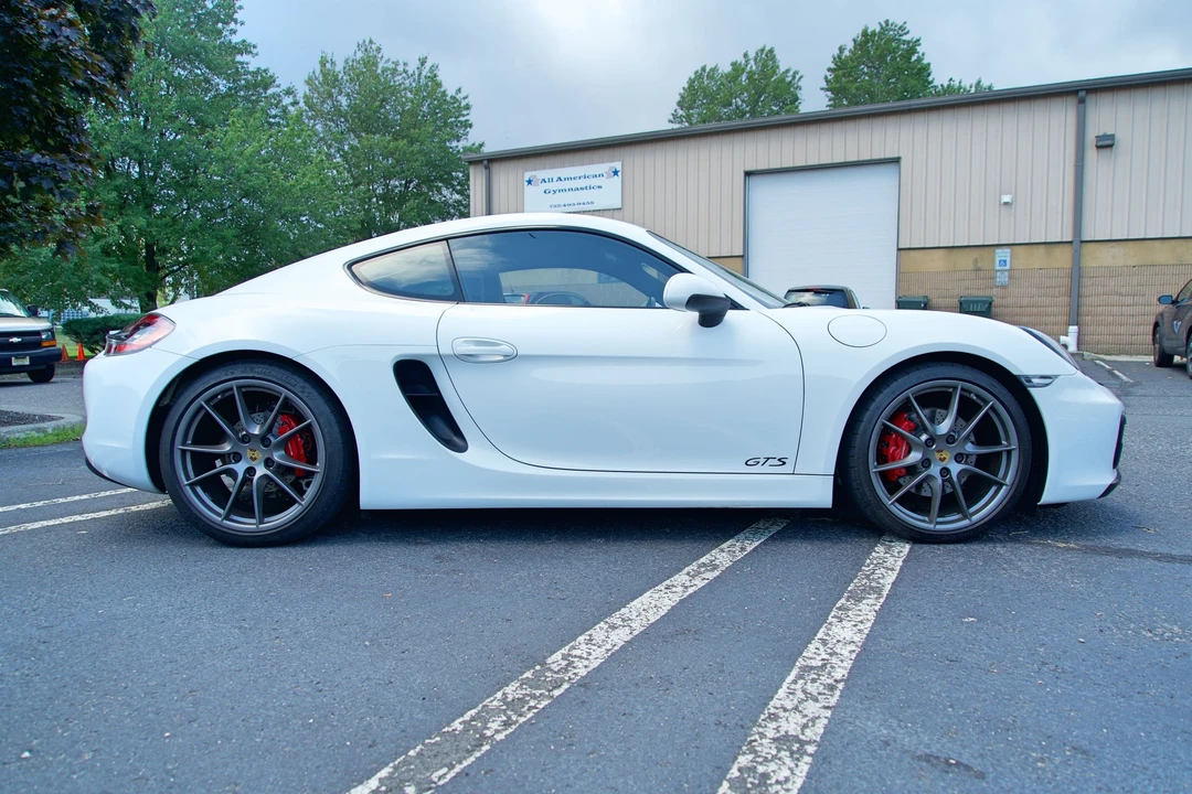 2015 Porsche 981 Cayman GTS - Image 11 of 21