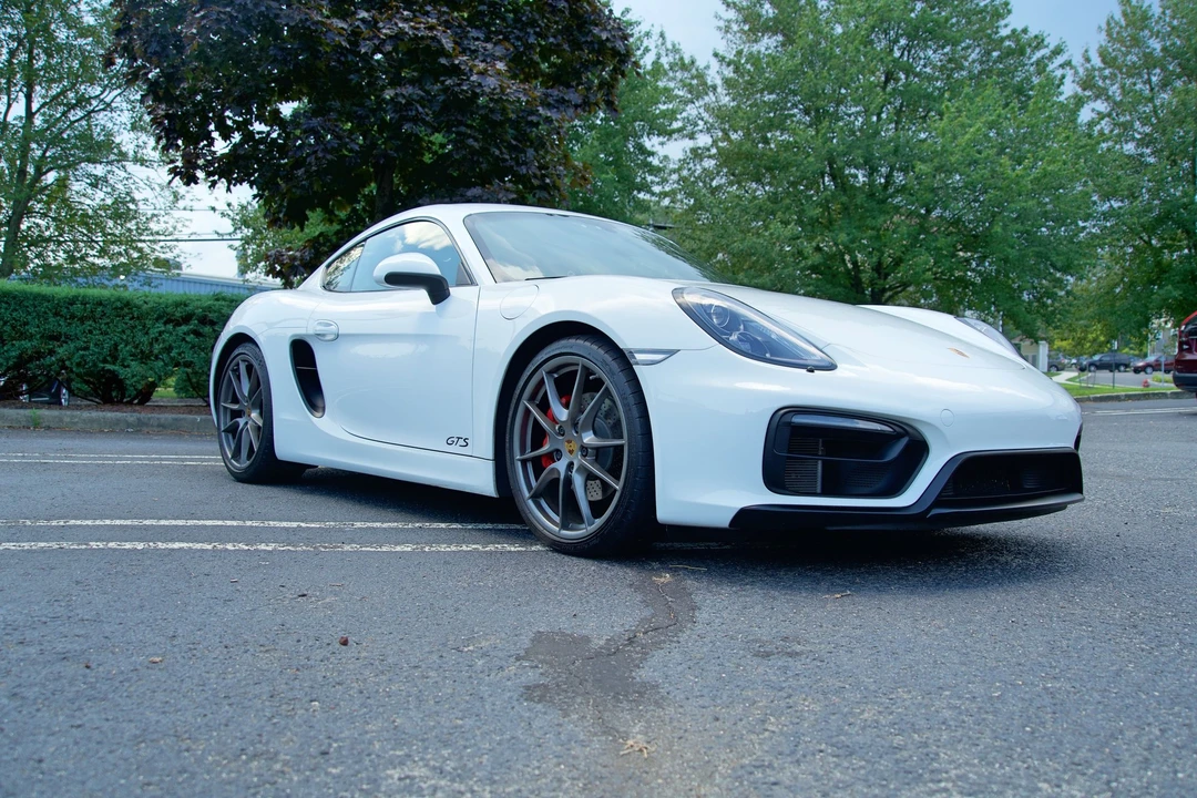 2015 Porsche 981 Cayman GTS - Image 13 of 21