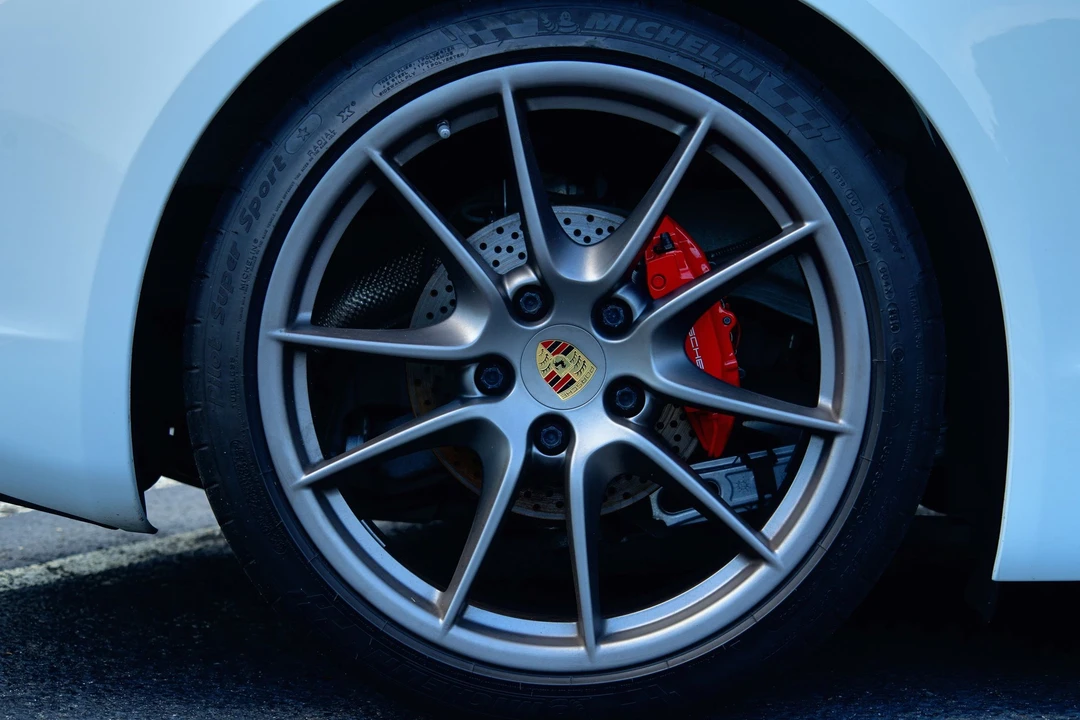 2015 Porsche 981 Cayman GTS - Image 14 of 21