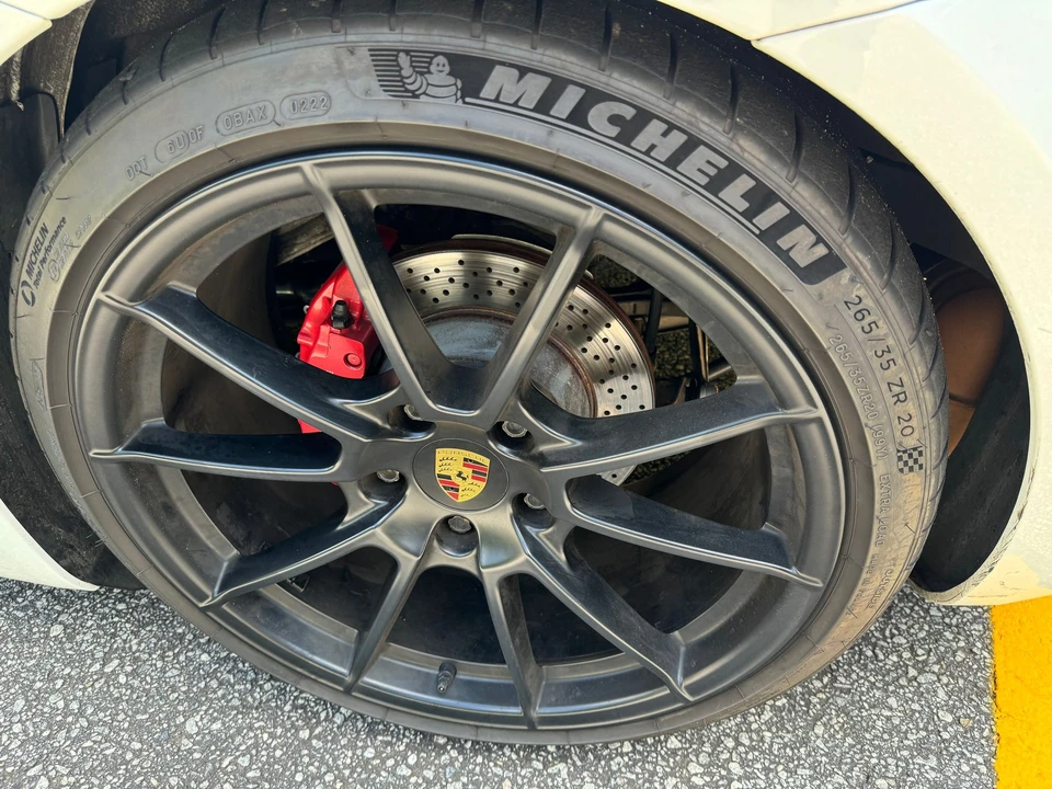 2015 Porsche 981 Cayman GTS - Image 11 of 24