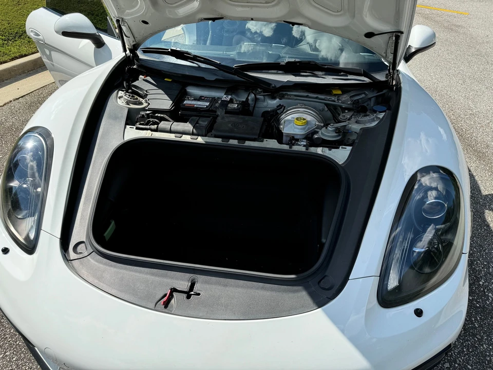 2015 Porsche 981 Cayman GTS - Image 21 of 24