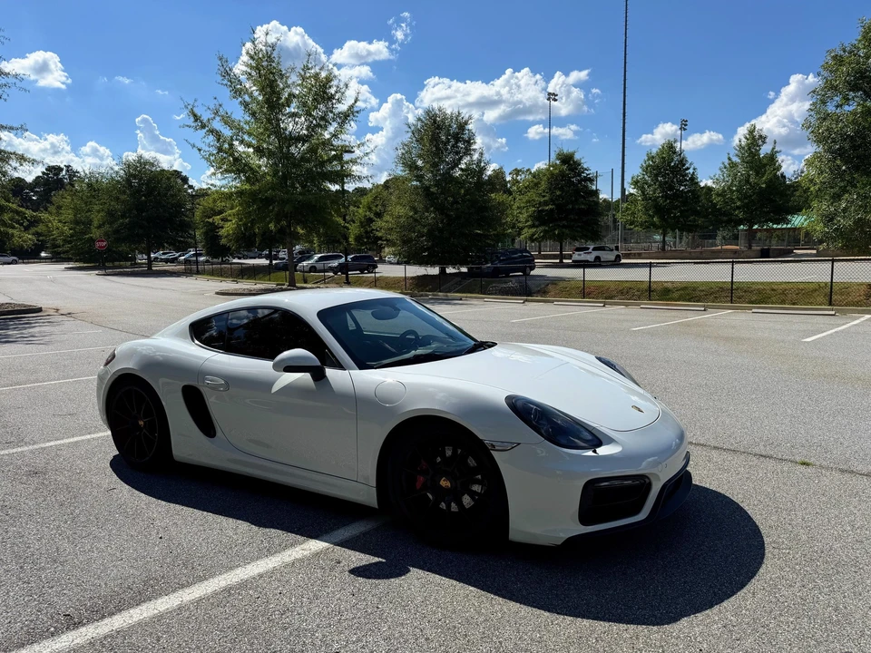 2015 Porsche 981 Cayman GTS - Image 15 of 24