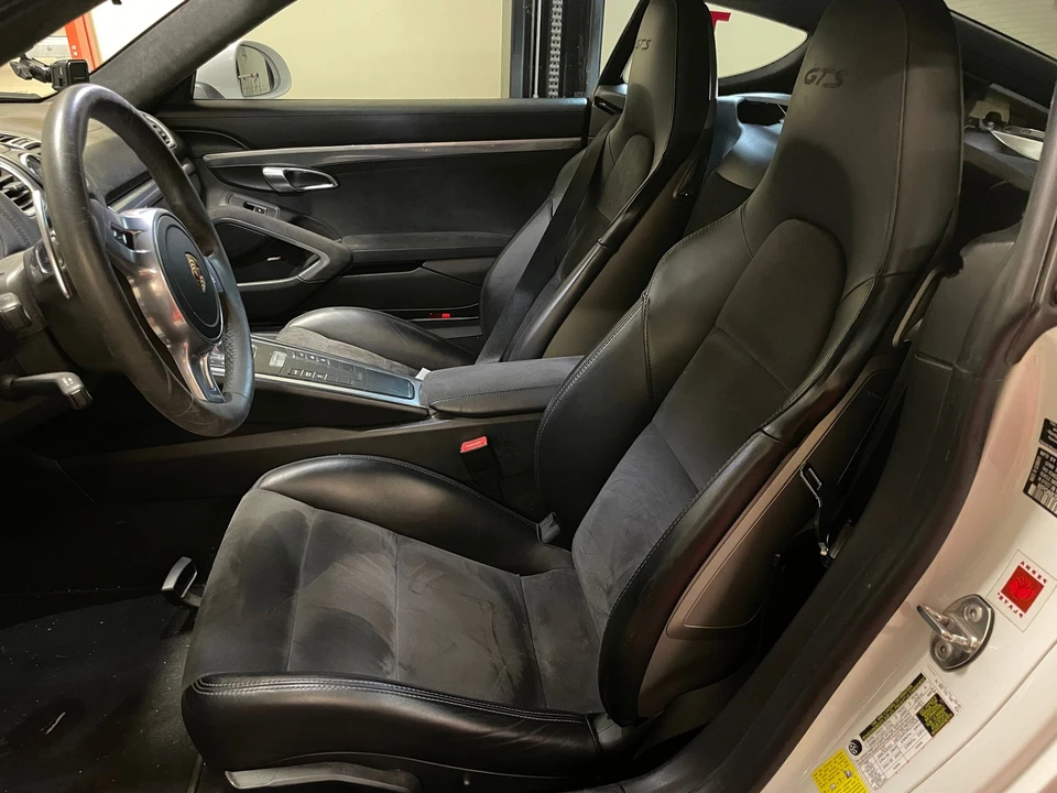 2015 Porsche 981 Cayman GTS - Image 11 of 14