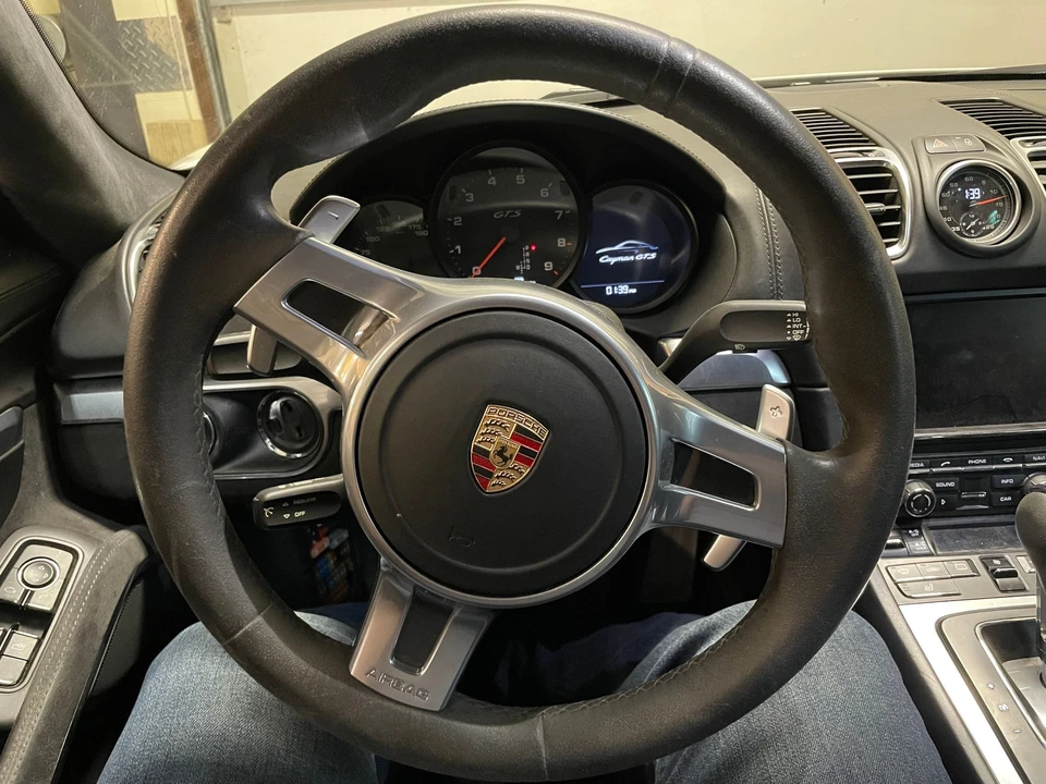 2015 Porsche 981 Cayman GTS - Image 9 of 14