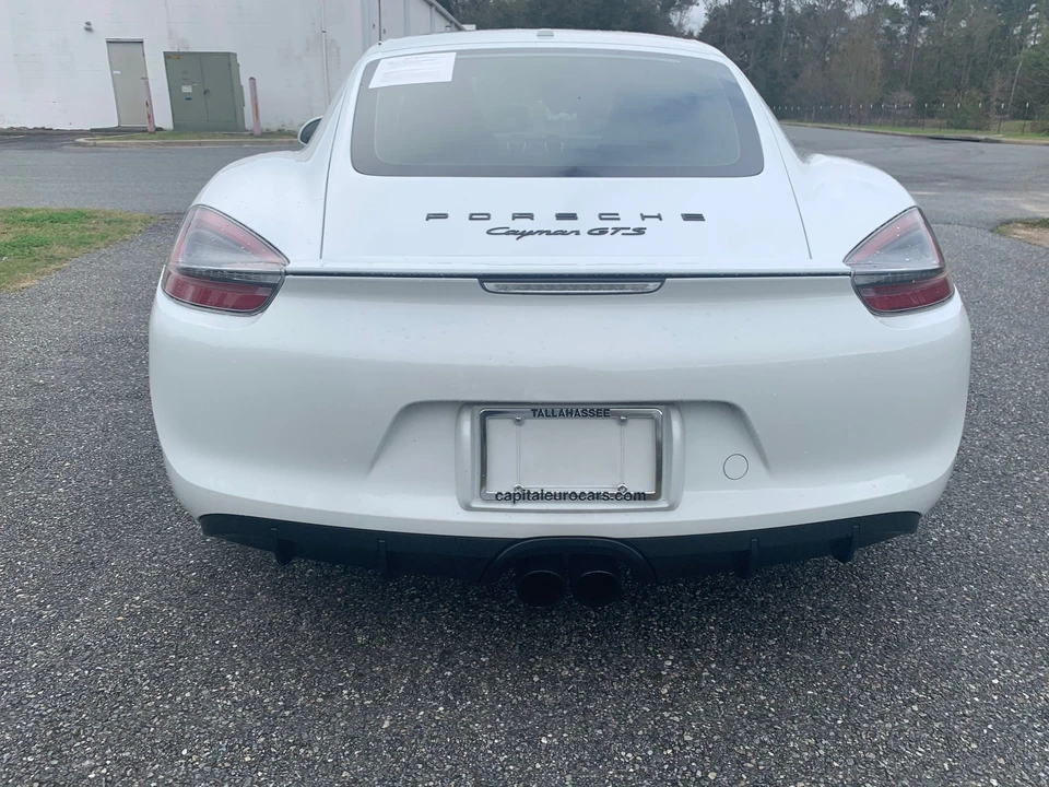 2015 Porsche 981 Cayman GTS - Image 6 of 15