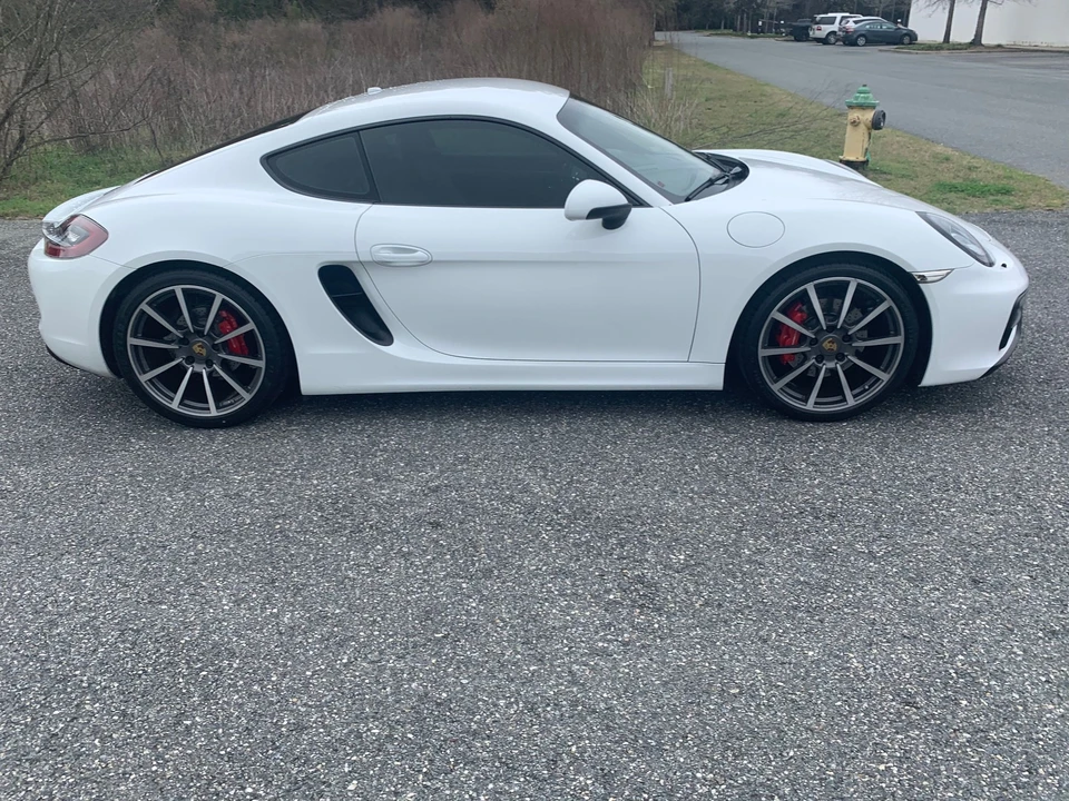 2015 Porsche 981 Cayman GTS - Image 3 of 15