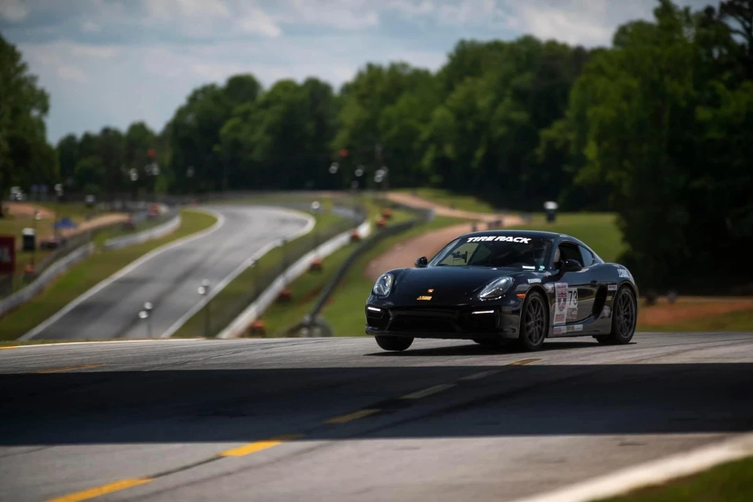 2015 Porsche 981 Cayman GTS - Image 4 of 10