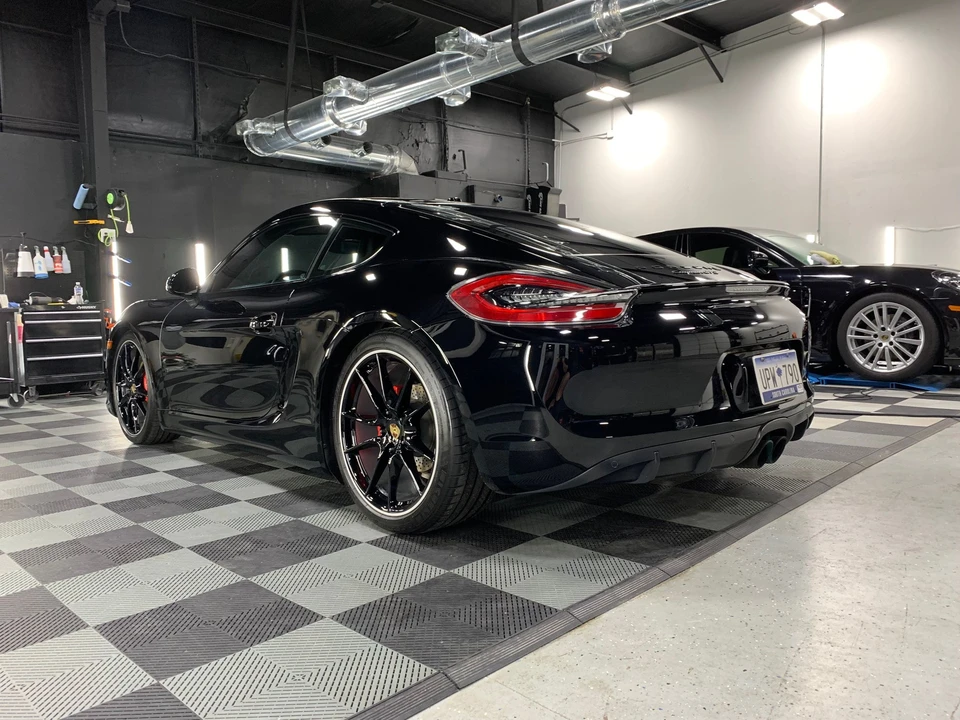 2015 Porsche 981 Cayman GTS - Image 2 of 10