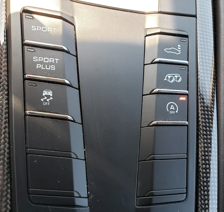 2014 Porsche 981 Cayman GTS - Image 10 of 11