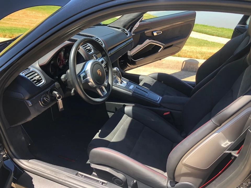 2014 Porsche 981 Cayman GTS - Image 8 of 11