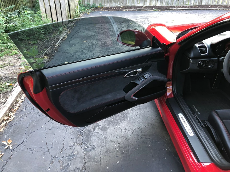 2015 Porsche 981 Cayman GTS - Image 14 of 15