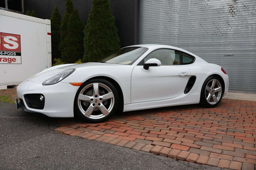 2015 Porsche 981 Cayman - Image 2 of 21