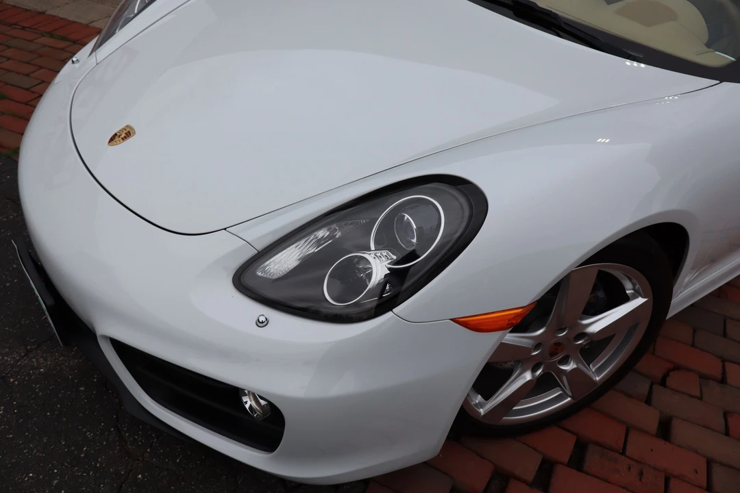 2015 Porsche 981 Cayman - Image 16 of 21
