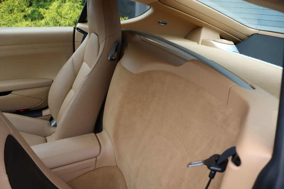 2015 Porsche 981 Cayman - Image 19 of 21