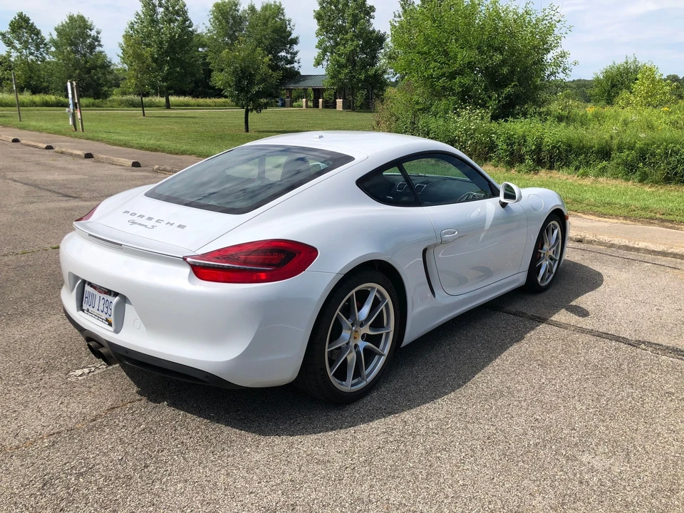 2015 Porsche 981 Cayman S - Image 5 of 10
