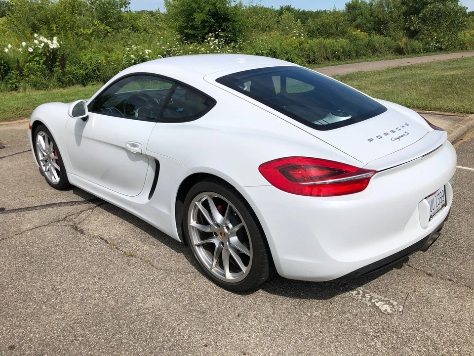 2015 Porsche 981 Cayman S - Image 7 of 10
