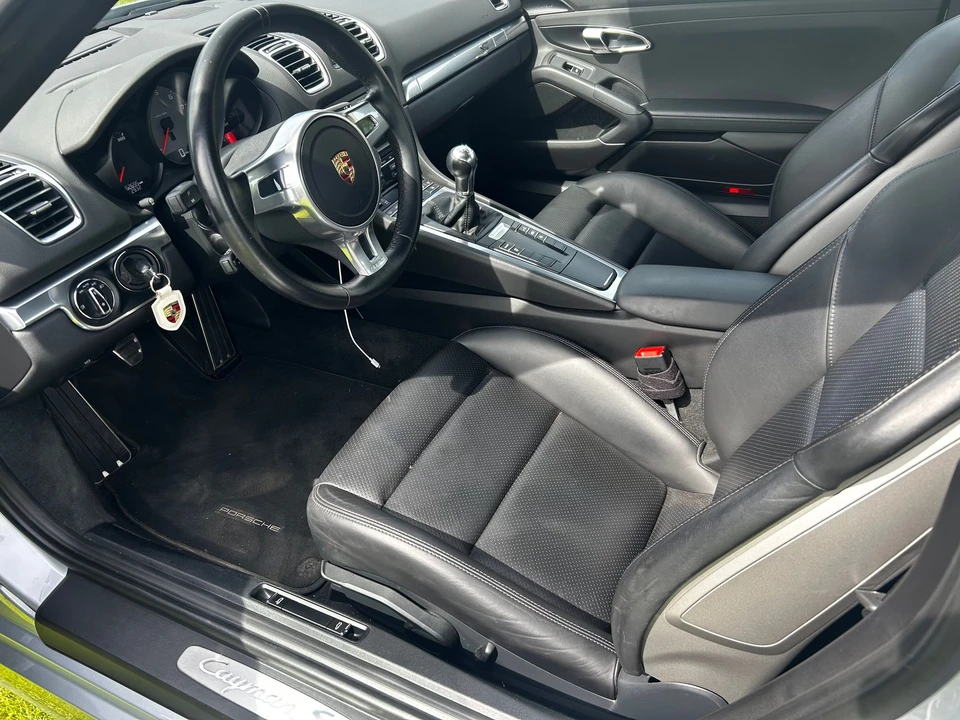 2015 Porsche 981 Cayman S - Image 11 of 21