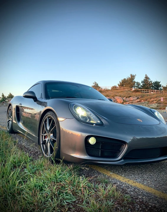 2015 Porsche 981 Cayman S - Image 2 of 9