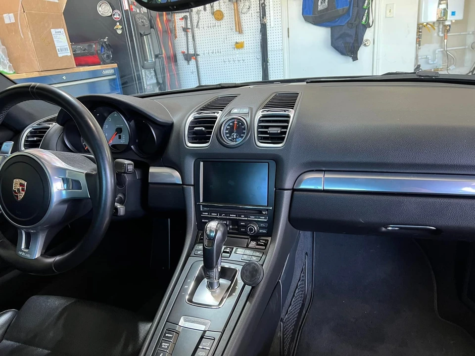 2015 Porsche 981 Cayman S - Image 18 of 21