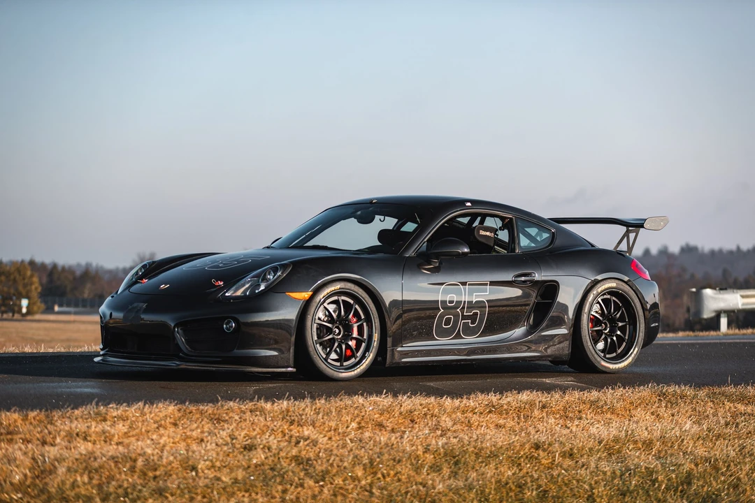 2015 Porsche 981 Cayman S - Image 2 of 7