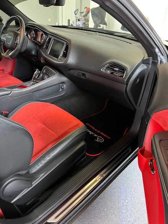 2015 Dodge Challenger SRT Hellcat 3rd Gen - Image 11 of 16