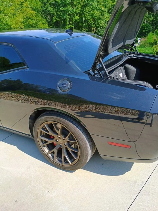 2015 Dodge Challenger SRT Hellcat 3rd Gen - Image 13 of 14