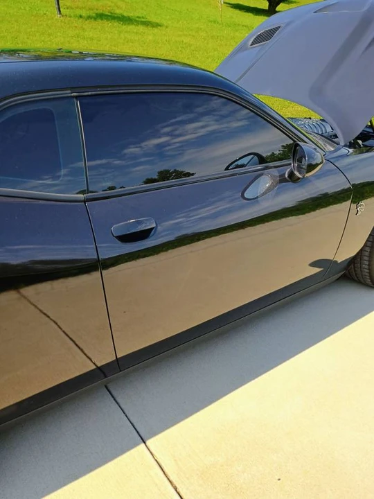 2015 Dodge Challenger SRT Hellcat 3rd Gen - Image 9 of 14