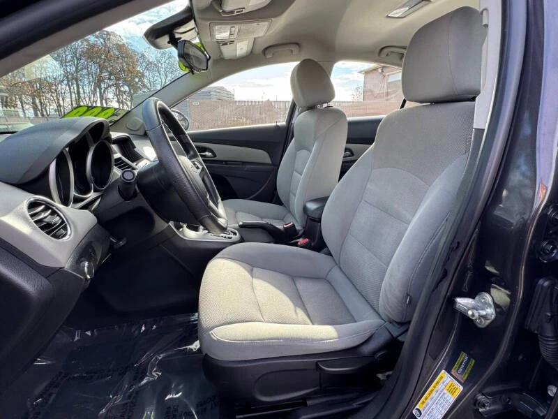 2015 Chevrolet Cruze - Image 15 of 19