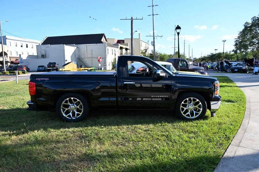 2015 Chevrolet Silverado 3rd Gen - Image 2 of 25
