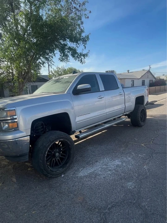2015 Chevrolet Silverado 3rd Gen - Image 2 of 19