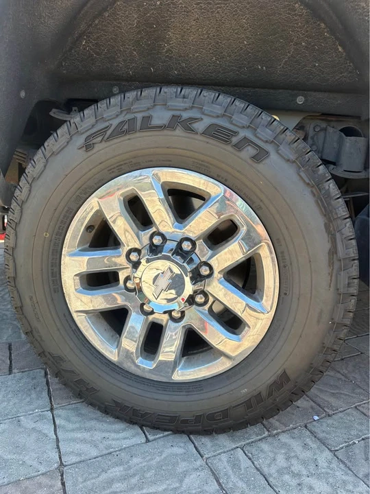2015 Chevrolet Silverado Heavy Duty 3rd Gen - Image 10 of 11