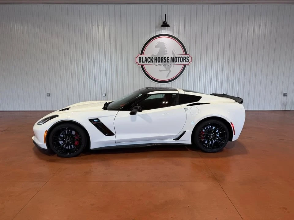 2015 Chevrolet Corvette C7 - Image 2 of 20