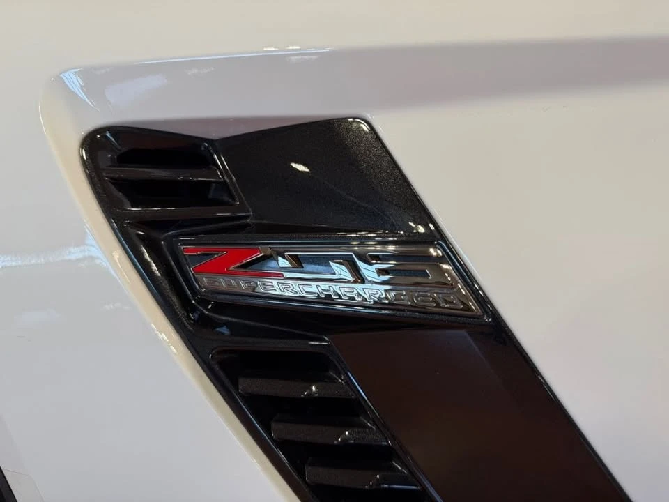 2015 Chevrolet Corvette C7 - Image 11 of 20