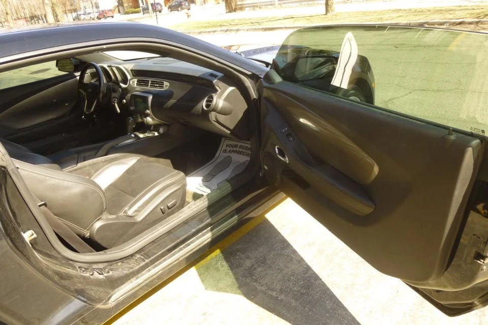 2015 Chevrolet Camaro 5th Gen - Image 16 of 19