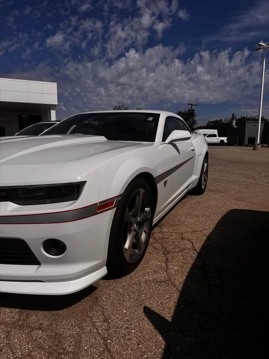 2015 Chevrolet Camaro 5th Gen - Image 2 of 17