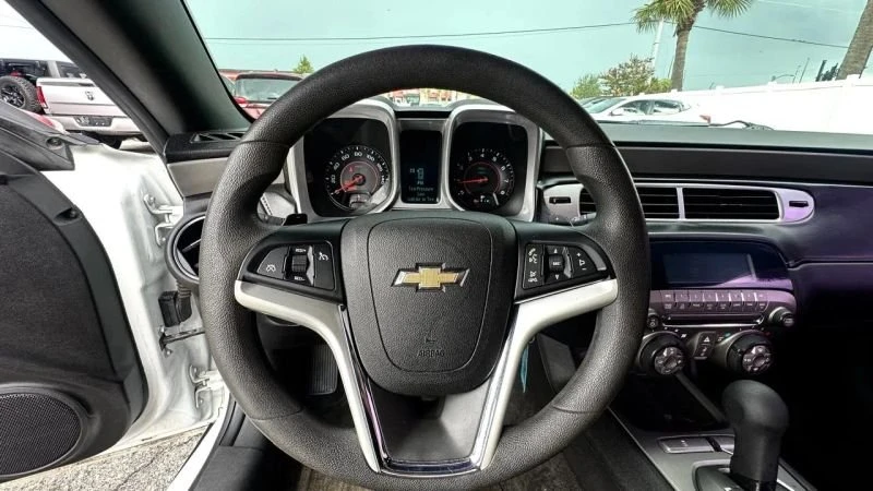 2015 Chevrolet Camaro 5th Gen - Image 8 of 15